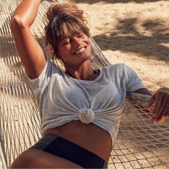 Athleta Breezy Scoop Neck Heather Grey Stripe Short Sleeve Tee Size XXS - Picture 2 of 10